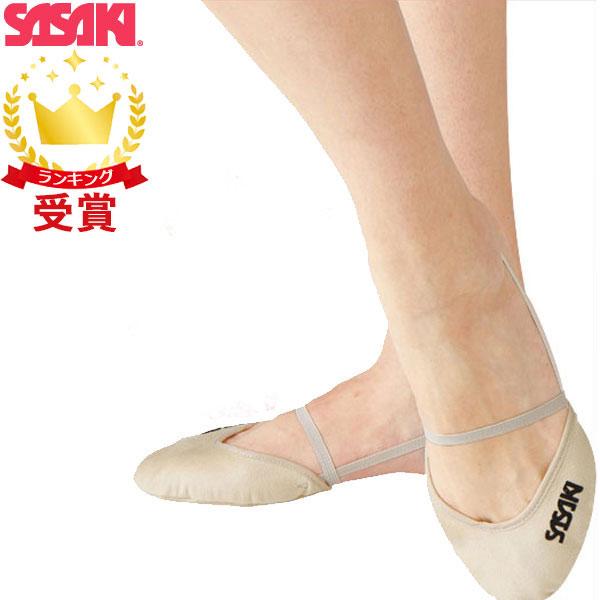 【商品説明】スウェード調の風合いながら耐久性に優れた人工皮革素材、 ベルセイム（R）を使用。アッパー部分は2枚構造＆立体裁断で運動時のサポート力と履き心地を追及しました。SASAKIハーフシューズの中でも特に高品位な一足です。【サイズ】S4...