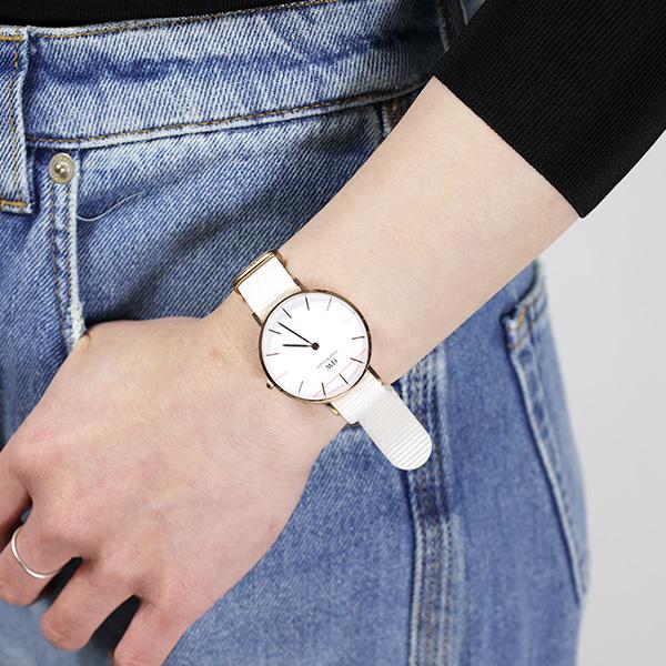 新品電池】173 ハミルトン レディース トノー 可愛いミニサイズ 人気