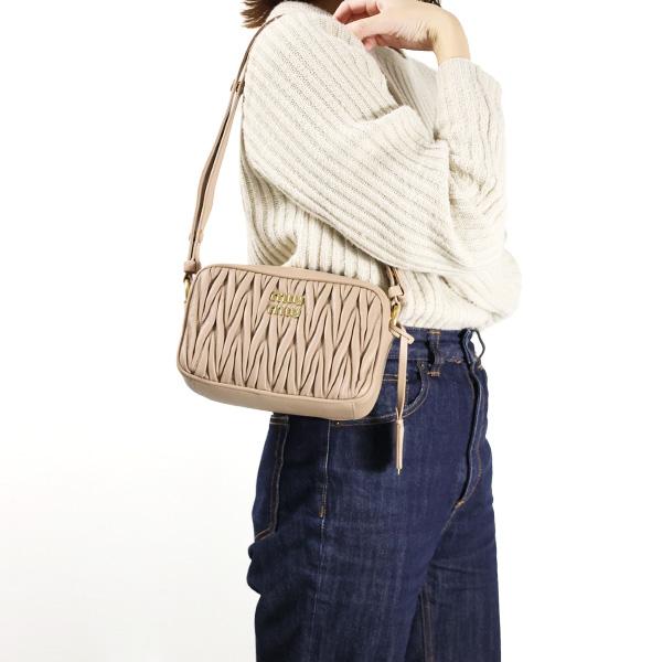 miu MiuMiu ミュウミュウ MATELASSE SHOULDER BAG マテラッセ 