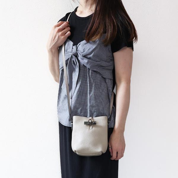 LONGCHAMP ロンシャン Roseau Essential XS Crossbody Bag ロゾ LONGCHAMP ロンシャン Roseau Essential XS Crossbody Bag ロゾ