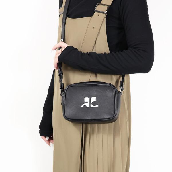 Courrèges クレージュ ショルダーバッグ 本革 カメラバッグ ロゴ刻印 courreges Courreges クレージュ ショルダーバッグ Logo Camera