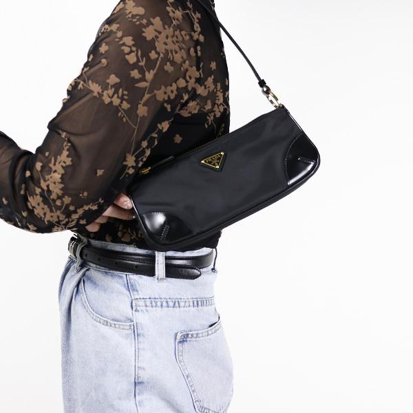 PRADA（プラダ） 【LaG ヴィンテージ】PRADA ショルダーバッグ Re