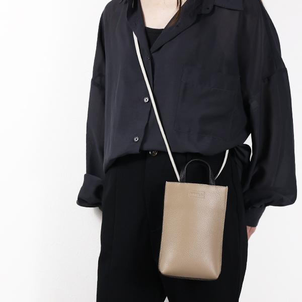 FURLA（フルラ） ショルダーバッグ CAMELIA VERTICAL CROSSBODY BAG 