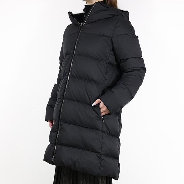 HERNO（ヘルノ） ダウンコート A-Shape Fur Down Coat PI001948D