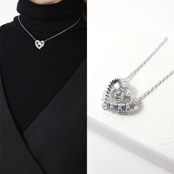 【未使用級】SWAROVSKI スワロフスキー クリスタルネックレス 保・箱付き SWAROVSKI（スワロフスキー） ネックレス Matrix Pendant マトリックス
