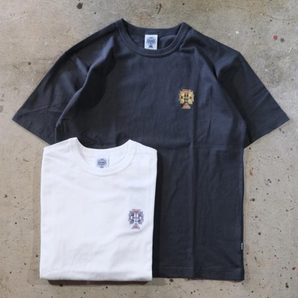 BLUCOｘDOGTOWN ブルコｘドッグタウン【163-22-029】【ワンポイントTシャツ】 半袖 Tシャツ 刺繍 オリジナルボディ COTTON
