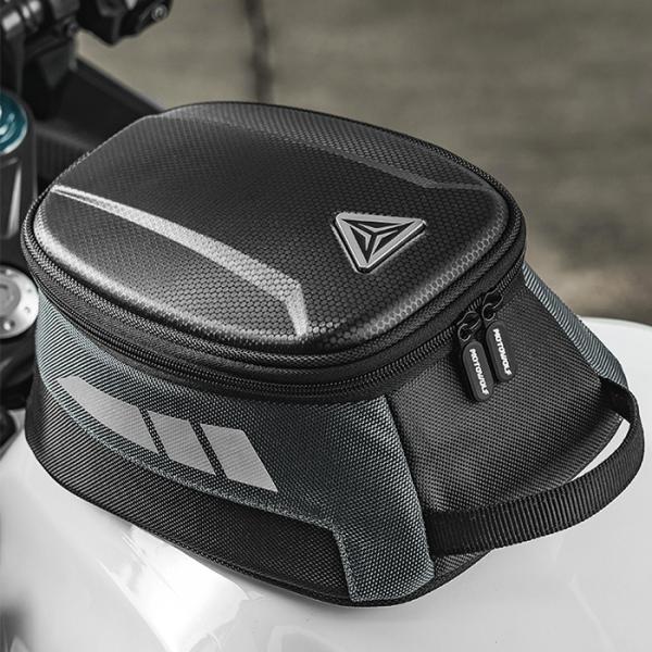 送料無料 バイク用タンクバッグ 防水 超磁性強化マグネット付き 取付不要 PVC ガソリンタンクバッグ 容量4.5L 耐衝撃 持ち運び ツーリング 磁石 黒