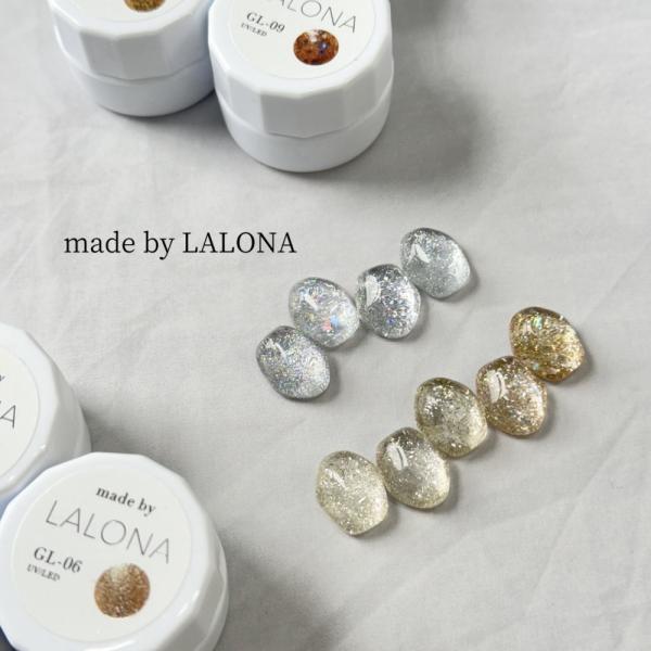 ラローナの新しいライン登場！made by LALONA一度塗りでも綺麗に発色。大小混じったラメカラーはネイルに大活躍。ニュアンスネイルのアクセントやグラデーションにもオススメです。■内容量：3g■タイプ：ソフトジェル（ソークオフ）■原産国...
