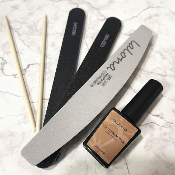 ソークオフジェルを簡単にオフすることができます。塗って3〜5分待つだけ！爪を傷めることなくオフできます。セット内容：ジェルオフリムーバー15ml、ファイル2枚、スポンジバッファー1個、ウッドスティック2本、説明書。※皮膚には付けないようご注...