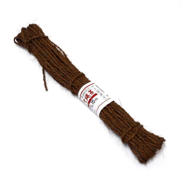 枝引、雪吊り、雪囲い、四つ目垣、樹木の結束などに。棕梠100％のしゅろ縄。  サイズ：約2mm×長さ約15m  カラー：茶 材質：棕梠100％  生産国：中国