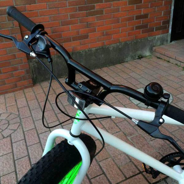 ファットバイク 24インチ 極太タイヤ 変速付 おしゃれ 自転車 通勤 通学 ブロンクスファットバイク 24bronx Dd グロスホワイト ライムリム Buyee Buyee 提供一站式最全面最专业现地yahoo Japan拍卖代bid代拍代购服务 Bot Online