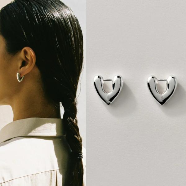ANNIKA INEZ アニカイネズ SILVER SMALL HEART HOOP ピアス シルバー