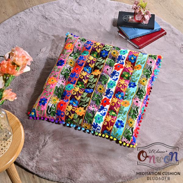 4点セット 上品で素敵な光沢 ❤︎ クッション 座布団