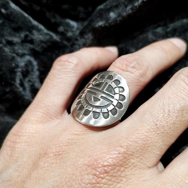 インディアンジュエリー！silver925 インディアンフェイス シルバーリング シルバーリング インディアンジュエリー フェザー シルバー925