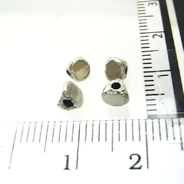 �V���o�[�o�[�c 2-007 5��1�Z�b�g ���a4.0�����^�C�v�ŎO�p�̂悤�Ȍ`�̌��݂̂��鏬�����p�΂����r�[�Y