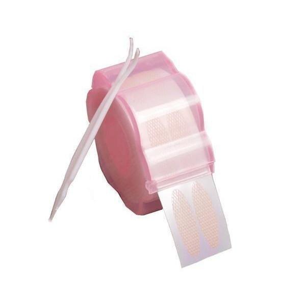 【商品説明】・水で貼り付けるだけの簡単仕様！まぶたにシールを貼りつけるだけで簡単に二重が作れます。・透明で肌馴染みが良いのでバレにくく、自然な二重が出来ます。・一度乾くと、濡れても取れません。【商品仕様】タイプ　半月大型楕円アイテープ メッ...