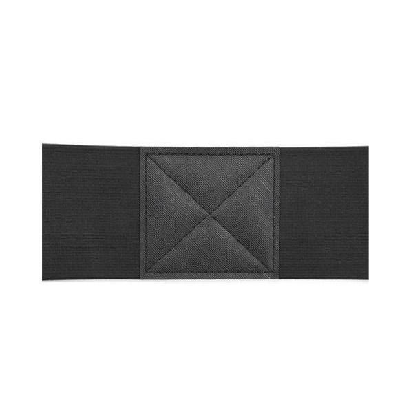 【商品説明】・スイング矯正トレーニングベルト。スイングに重要な腕の形を矯正して、無駄な動きを無くし三角形を崩さず、打てるように矯正します。・ゴルフデビューの方や初心者の方が最初に使うことによって、腕と体を離さずに正しい角度に保ち、変な癖がつ...