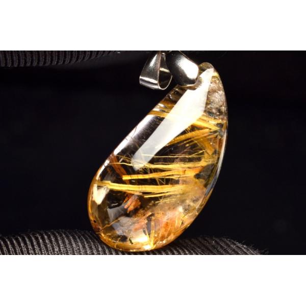 ヘマタイト タイチンルチル パーツ タイチンルチルクォーツ＊ヘマタイト共生ブレスレット》