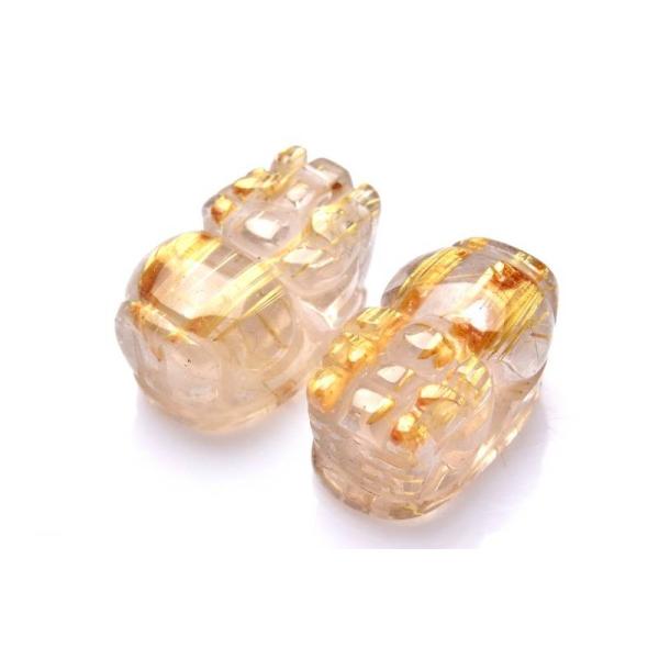 ⭐︎【極上品】タイチンクオーツ 置物 70mm 板状金針 タイチンルチルクォーツ 16-18×9-11mm 貔貅彫刻 (貫通穴