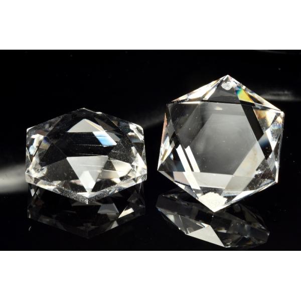 AAA☆極上の透明度 水晶クリスタル　25x25mm　六芒星 ダビデの星(トップ穴) ルース 1個売り _PRG2586