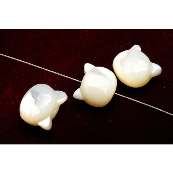 【3粒セット】(縦穴)ぷっくり可愛い！マザーオブパール猫　10mm　粒売り_T565-10
