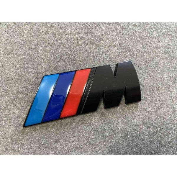 送料無料　09★///M BMW用★ グリルバッジ  フロント  ロゴバッジ エンブレム  ブラック  グリルバッチ  アクセサリー　金属製　マーカー