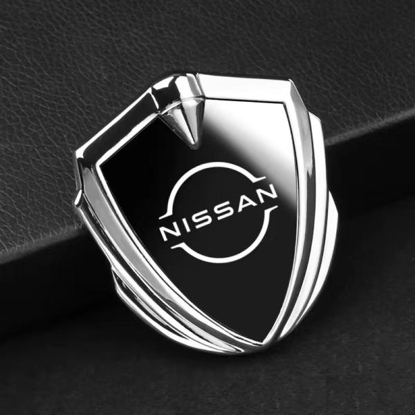 日産（NISSAN） ◇日産 NISSAN◇シルバー /ブラック◇ステッカー 車