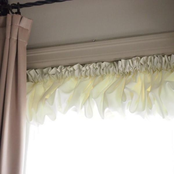 バランスカーテン ドアや窓の上飾り パーチメント色のパフ Buyee Buyee 日本の通販商品 オークションの代理入札 代理購入