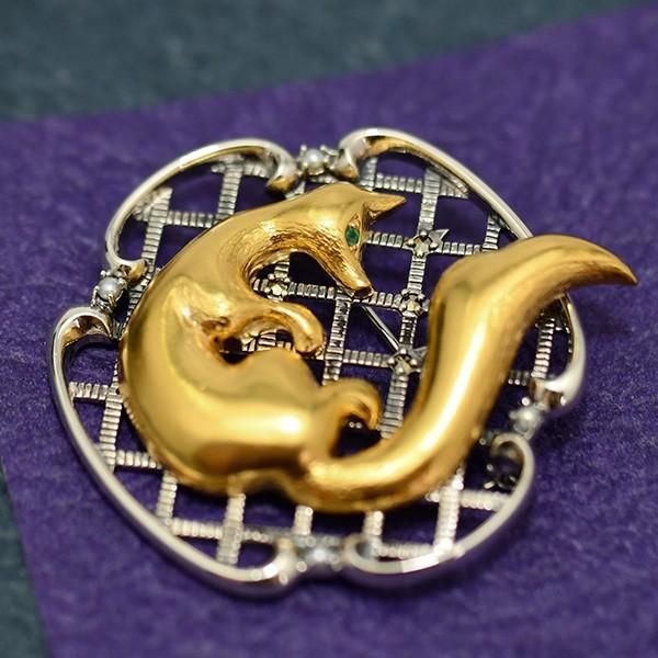 碌山 エメラルド 刀鍔 狐 ブローチ 緑の瞳がちょっとミステリアス 和