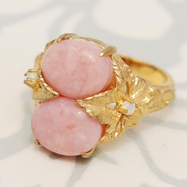 碌山 ピンクオパールリング ロマンチックなクラシカルデザイン