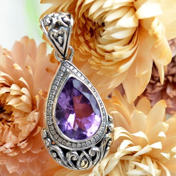 アメジスト シルバー ペンダントトップ 大粒ルースがきらめく