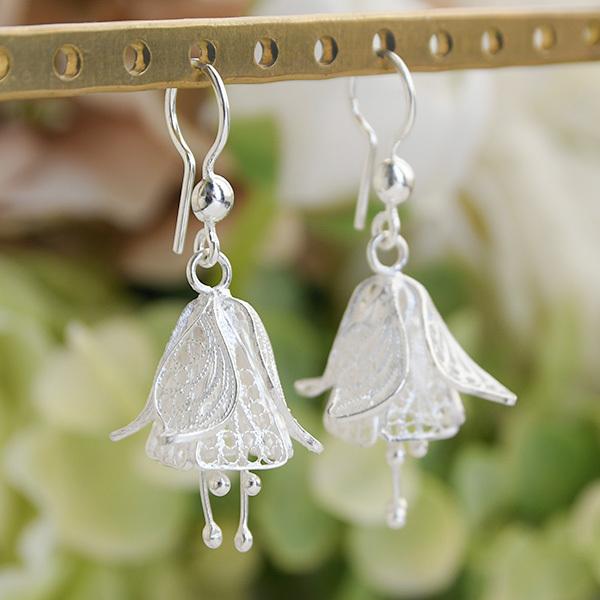 フィリグリー フラワー フックピアス イヤリング 美しい手仕事の繊細な