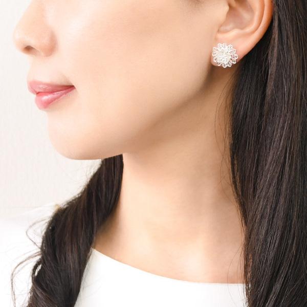 銀箔×クリスタルフラワーカービング＆ワインカラーサファイア＆カレンシルバーピアス 銀箔×クリスタルフラワーカービング＆ワインカラーサファイア＆カレン