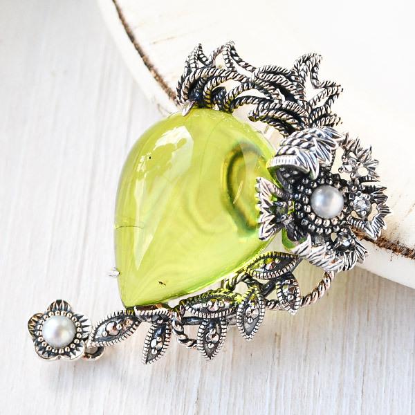 碌山 ウィリアムモリス コンプトン ドロップ 琥珀 ブローチペンダント