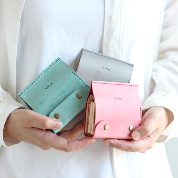 紙袋の形をモチーフにした 可愛い二つ折り財布 LF-016 シビラ×ヌメ革