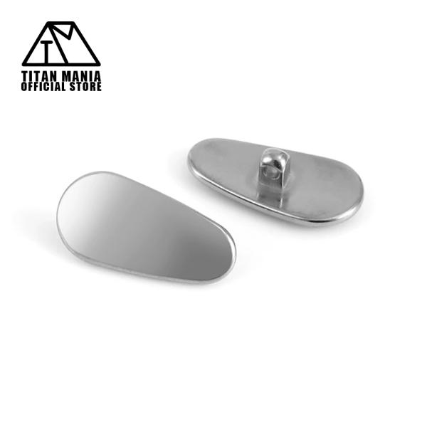 【商品詳細】サイズ(約)：7×14.1mm重量(約)：0.5g材質：チタン※こちらの製品はネジ式の鼻パッドになります。ワンタッチ式やかしめ式の鼻パッドには取り付けることが出来ません。お手持ちの眼鏡をご確認頂いた上でのご購入をお願い致します。...