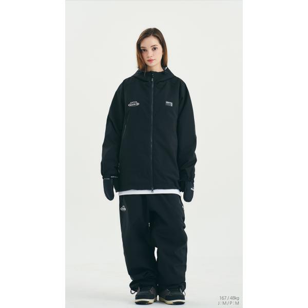 韓国からの発送になりますのでお届けまでに最大7営業日お時間を頂戴しております。注文確定後のお客様都合でのキャンセルはできませんのでご注意ください。180 ジャケットは、シンプルでクリーンなスタイルを貫く、ベーシックに忠実なプロダクトです。流...