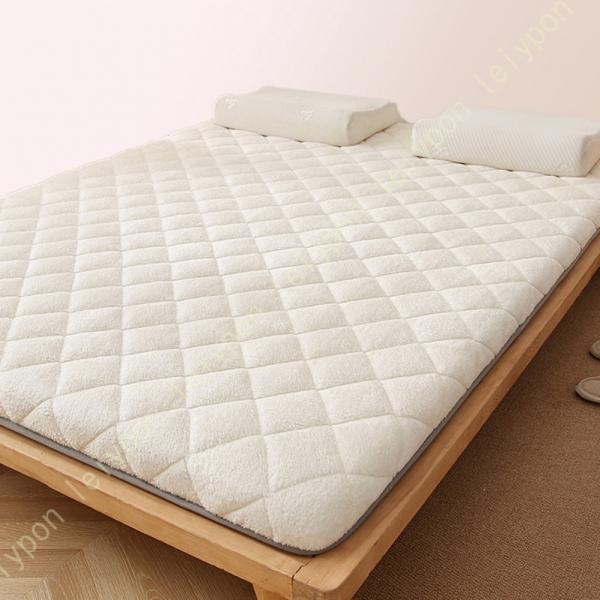 [Release date: September 28, 2023]表面ふわふわなポリエステル素材で、触ると柔らかくて暖かい。寝具の必須アイテム「あったか敷きパッド」に蓄熱わたを入れてよりあたたかさUP！【サイズ】豊富なサイズから選べます！...