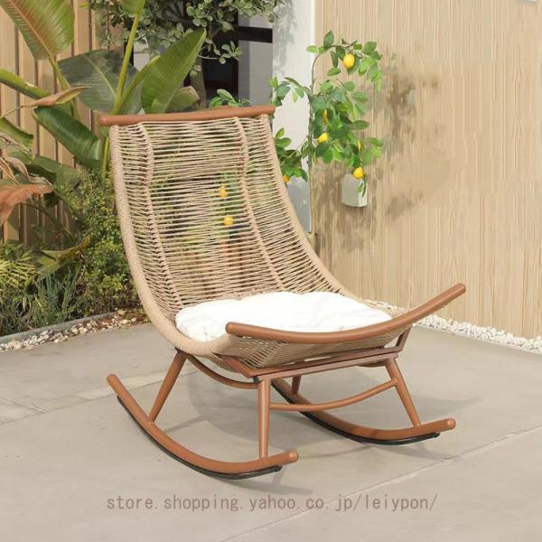 [Release date: June 5, 2025]製品仕様：商品名：籐織りボートロッキングチェア製品素材生地：PE籐スタイル：北欧洗浄方法：拭き取り可能場所：バルコニー、寝室、屋外、カフェ。サイズ：シングルチェア=75*100*95シ...