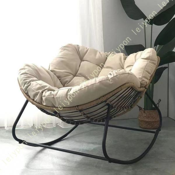 [Release date: May 21, 2025]製品仕様:製品名: ロッキングチェアスタイル: シンプルでモダン材質: きんぞく詰め物: 綿組み立てが必要: はい推奨用途: 裏庭、庭、バルコニー、ラウンジ、リビングルーム屋外用ロッキ...