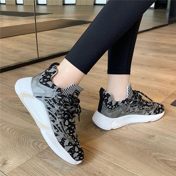 スニーカー レディース 軽量 履きやすい 通気性 ランニングシューズ スニーカー トレッキングシューズ ウォーキングシューズ 防滑 衝撃吸収 Puredis0143 良心ストア 通販 Yahoo ショッピング