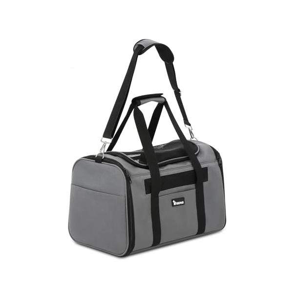 他サイト： 福猫物語 猫のスヤスヤゆりかご 猫専用キャリーバッグ 本能的に落ち着く環境 3方向通気口 高反発クッション 大型ポケット2つ 標準ポケット2つの商品画像