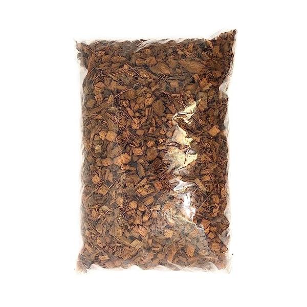 ブラウン/-/-・パッケージ個数:1・ヤシの実の殻をサイコロ状にカットした天然素材100％の床材・ヤシの実の殻は、高い消臭能力を持っていますので爬虫類や昆虫の管理に最適・高い通気性と保湿力を備えております。乾燥系にはそのまま。湿度を必要とす...