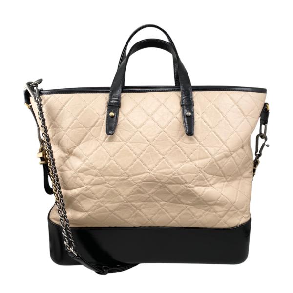 CHANEL エコバッグ ベージュ　シャネルロゴチャーム付き lifecreate-kc_e3370