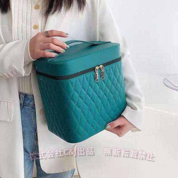 【商品詳細】素材：puカラー：ブラック、ピンク、グリーン、レッド、ネイビー、アイボリーサイズ：s m l関連キーワードメイクボックス 大容量 コスメボックス メイク 化粧 収納 ボックス 使いやすい 大きめ 化粧ポーチ メイクポーチ 持ち運...