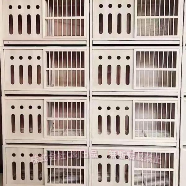 【シンプルな鳩の檻】まだ適した鳩の檻をお探しですか？私たちの檻は鳩のために特別に設計されており、シンプルな形状、引き戸のデザイン、頑丈で耐久性があり、取り付けが簡単です。サイズは4種類あり、状況に応じてお選びいただけます。【思いやりのあるデ...