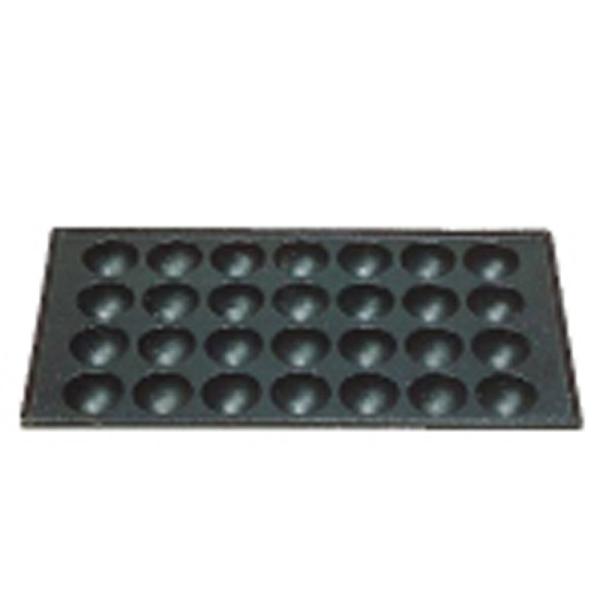 【商品名】　三和精機製作所 たこ焼用鉄板 28穴 鉄鋳物 GTK10 【商品説明】　・原産国:鉄鋳物/中国、塗装/日本・本体サイズ:幅×奥行(mm)250×165・本体重量:3400g・穴径(mm)38・素材・材質:鉄鋳物 【サイズ】　高さ...