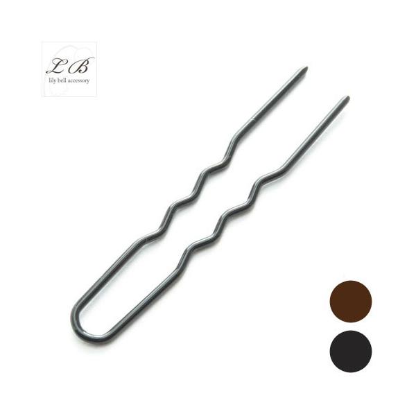 ■商品情報ヘアアレンジを陰で支える優秀補助Uピン。 通常のUピンとは違い、しっかりとした太めの足で、まとめ髪をがっちりキープ!! スティック中央には波型がデザインされ、よりホールド感がアップします。 同シリーズの6本足/2本足インナーコーム...