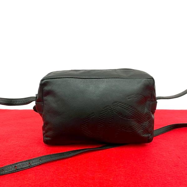 ロエベ　loewe ビンテージ　アナグラム　レザー　ショルダー LOEWE ロエベ アナグラム フロントベルト エンボスレザー