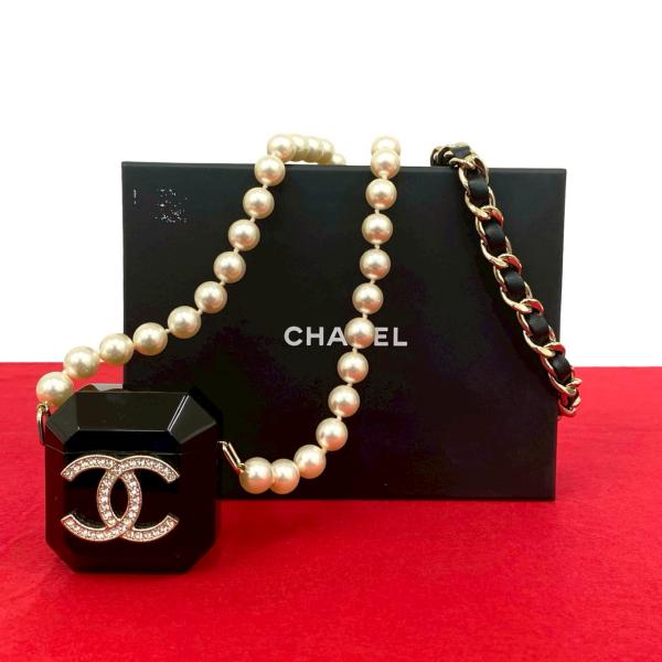 CHANEL（シャネル） 極 美品 箱付 コメあり B21A CHANEL AirPodsPro
